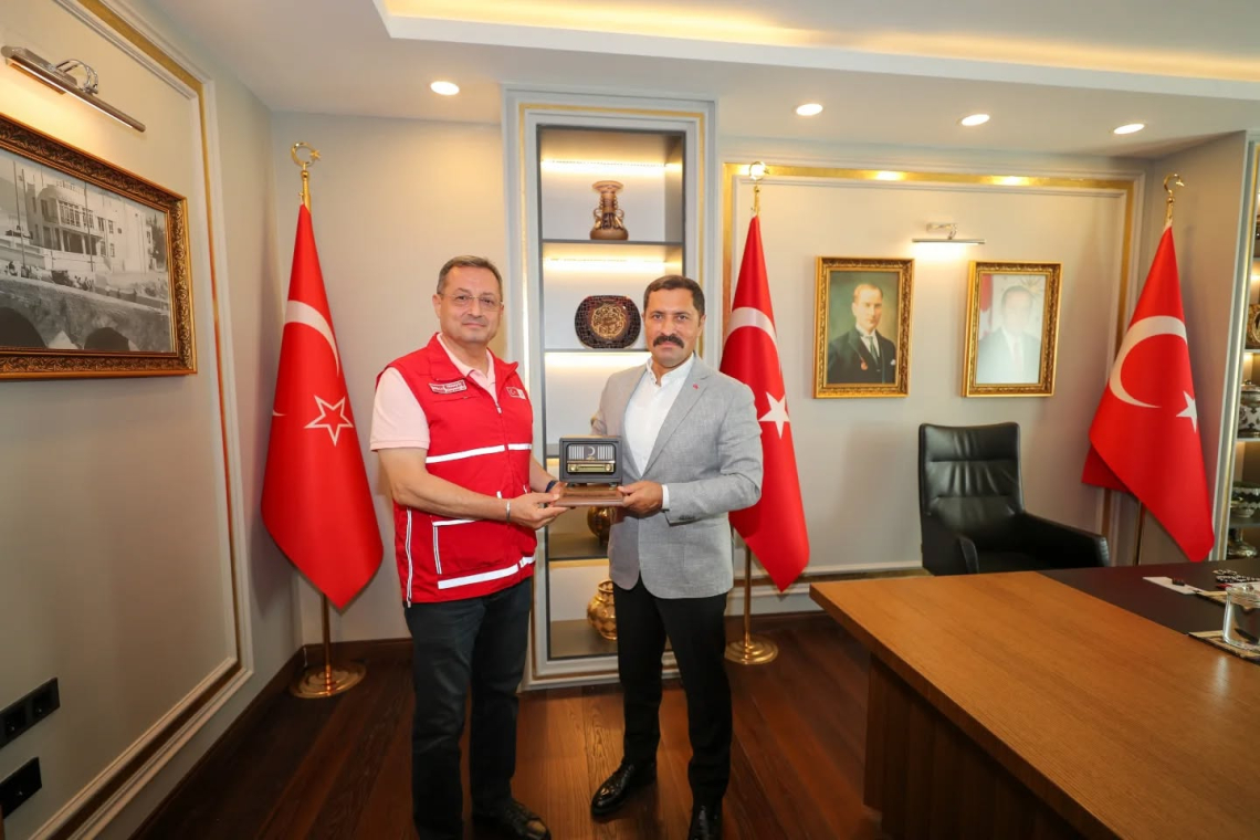 Kızılay'dan Vali Masatlı'ya Ziyaret
