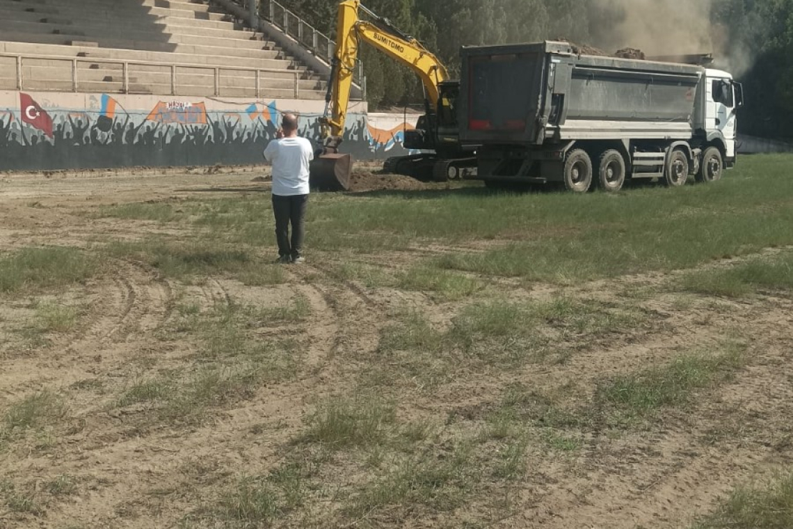 İSKENDERUN KARAYILAN MAHALLESİNE FUTBOL SAHASI 