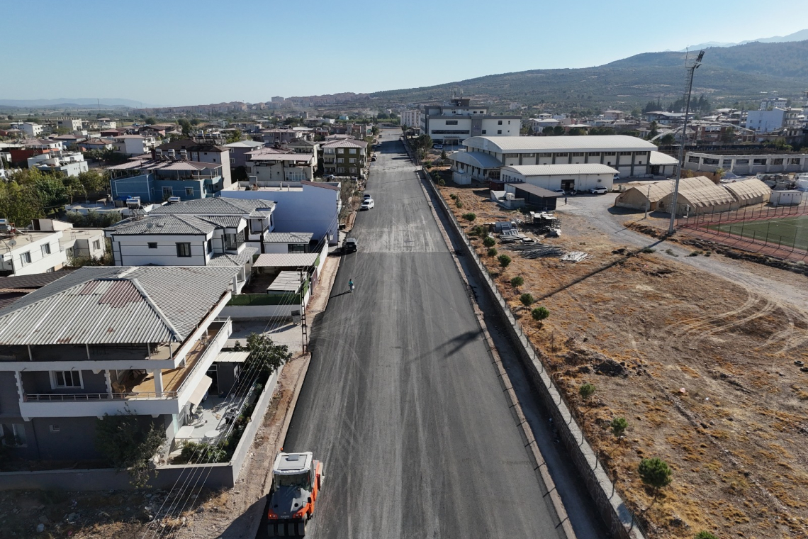 HASSA GİRNE MAHALLESİNE BETON ASFALT