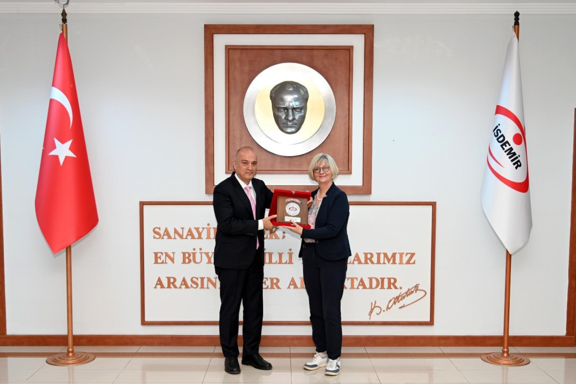 ALMANYA BÜYÜKELÇİSİ SORG'DAN İSDEMİR'E ZİYARET