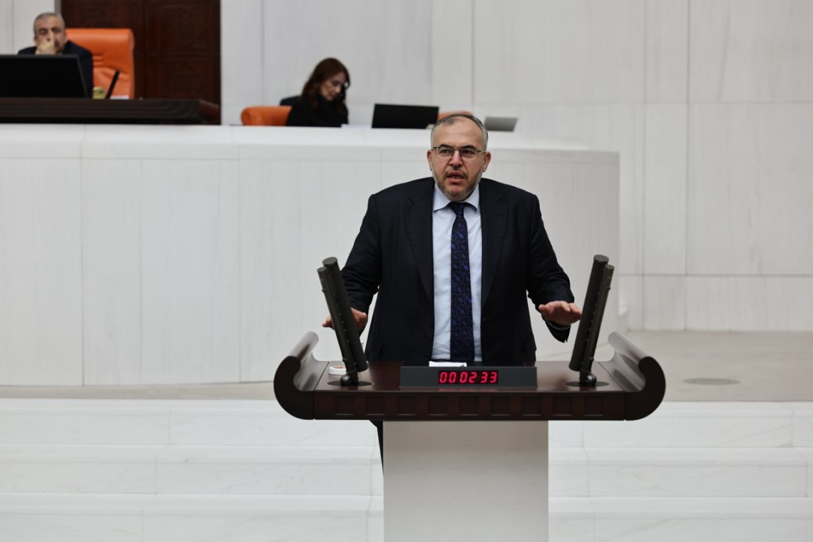 Çalışkan: Her Şeyin Sahte Olduğu Bir Dönemdeyiz