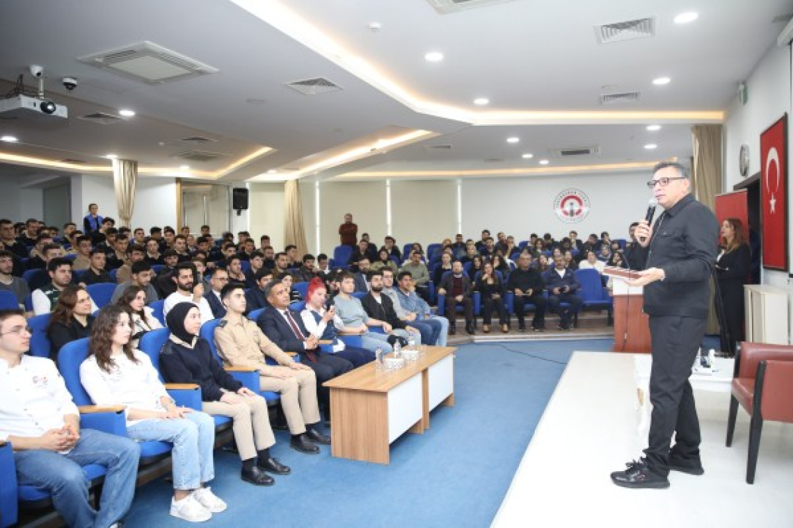 DÖNMEZ: SİZDE TEK OLAN DEĞERİ KEŞFEDİN