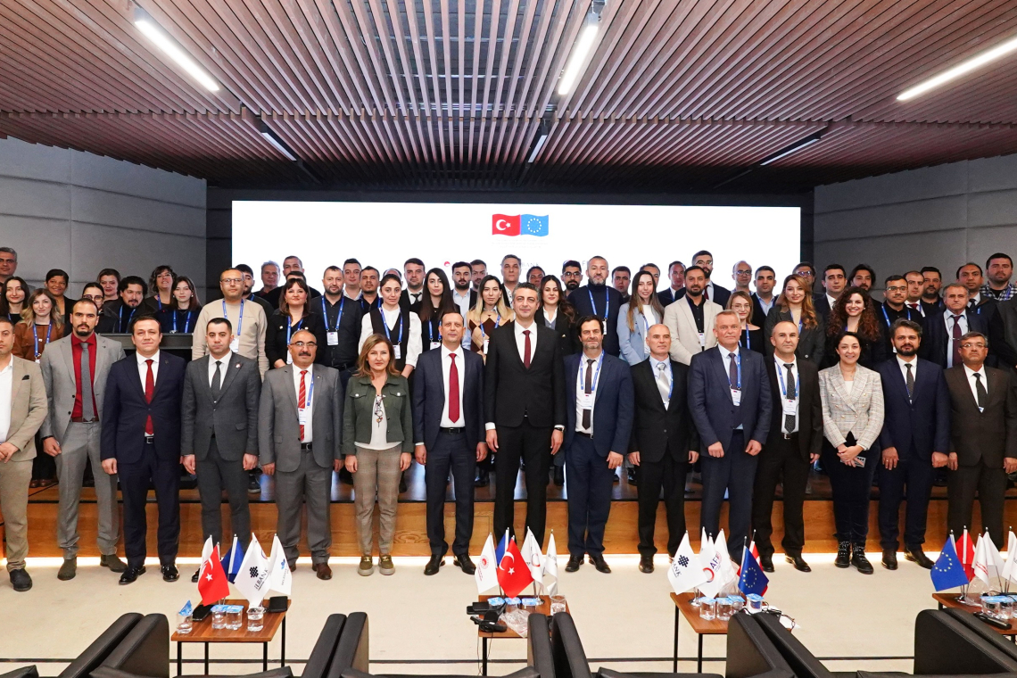 AB'DEN DEPREM BÖLGELERİNE ALTYAPI DESTEĞİ 