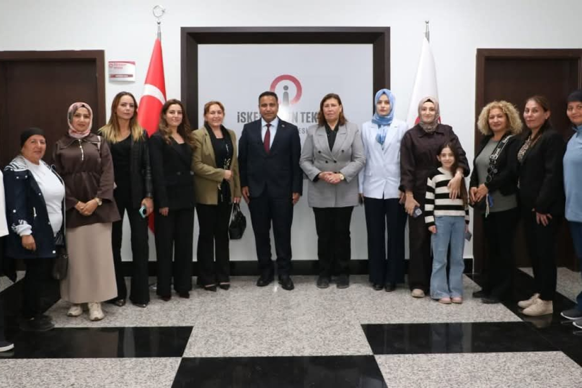 MHP'Lİ KADINLARDAN ZİYARET