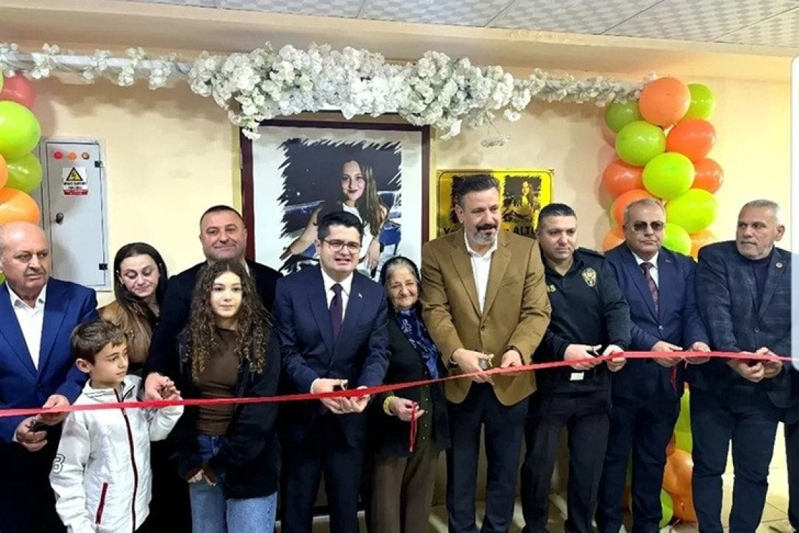 Çocuklarının Adlarını Kütüphanede Yaşatacak 