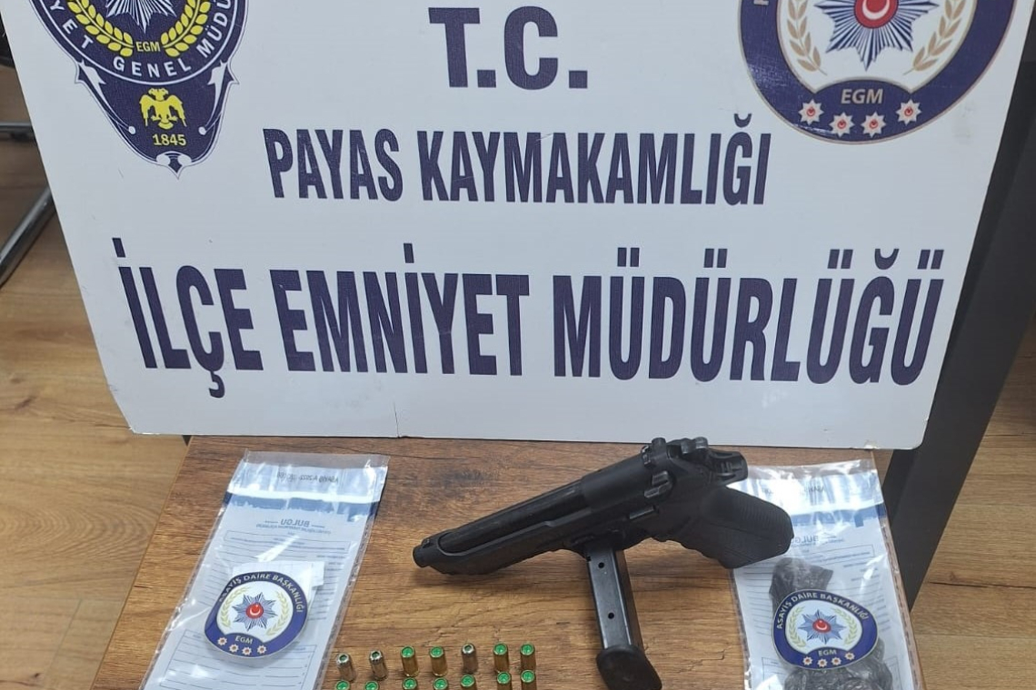 Payas'ta Durdurulan Araçta Tabanca