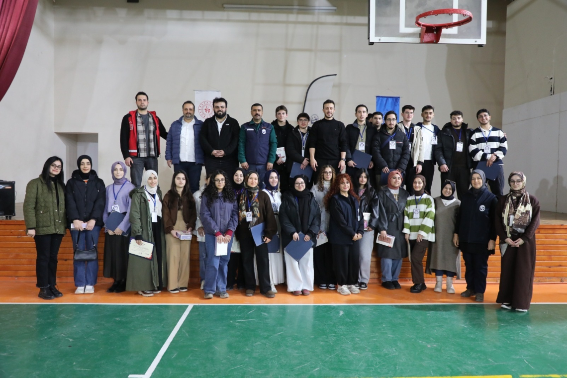 KARDEŞ OLAN GENÇLERE TEKNOLOJİ DESTEĞİ
