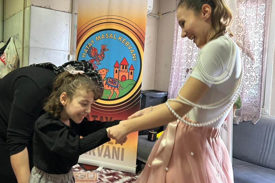 Hatay Masal Kervanı Öğrencilerle Buluştu