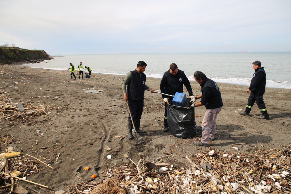 PAYAS VE ARSUZ SAHİLİNDE TEMİZLİK