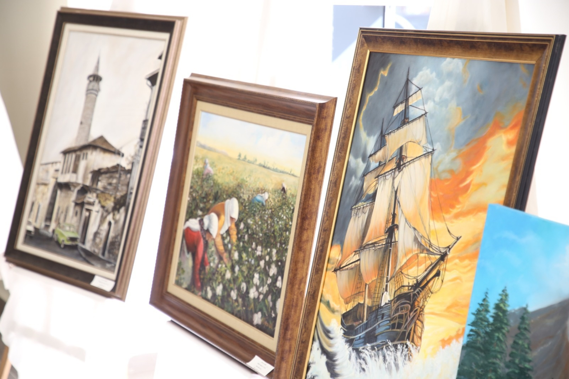 AKADEMİ HATAY KURSİYERLERİNDEN KARMA SERGİ