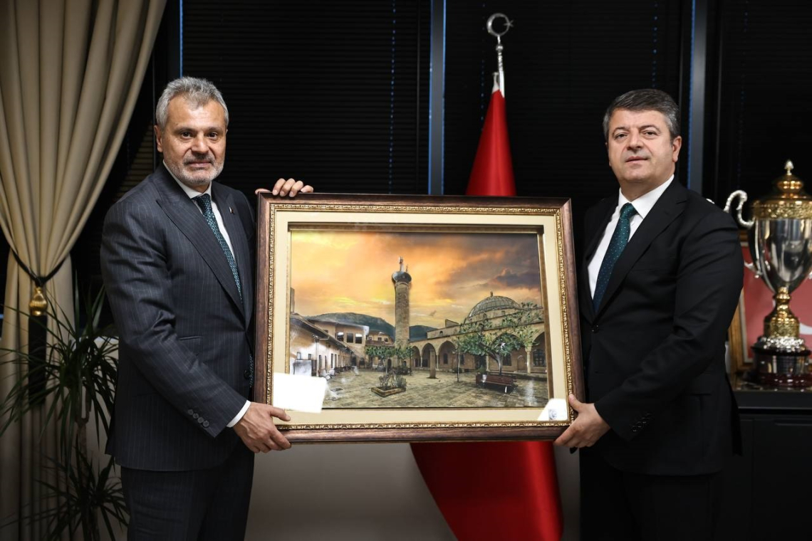 ADIYAMAN BELEDİYE BAŞKANI’NA ANLAMLI TABLO