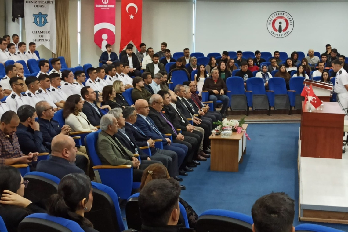 İSTE’de ‘Deniz Örf ve Adetleri’ Zirvesi