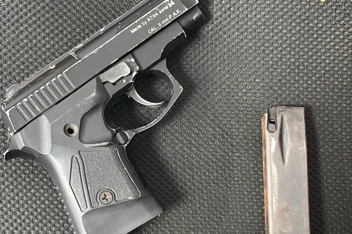 Boş Arazide Silah Kullanan Çocuklar Yakalandı