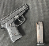 Boş Arazide Silah Kullanan Çocuklar Yakalandı