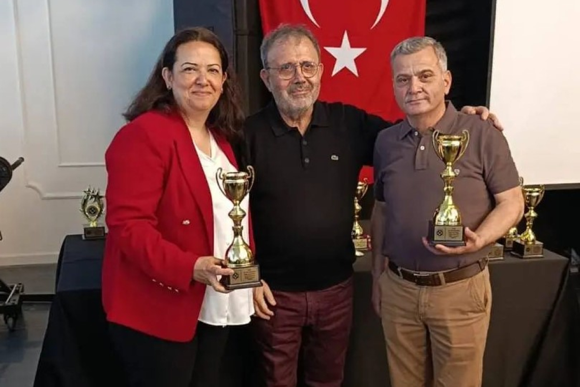 İskenderun’da Zeka Sporu Briç Heyecanı