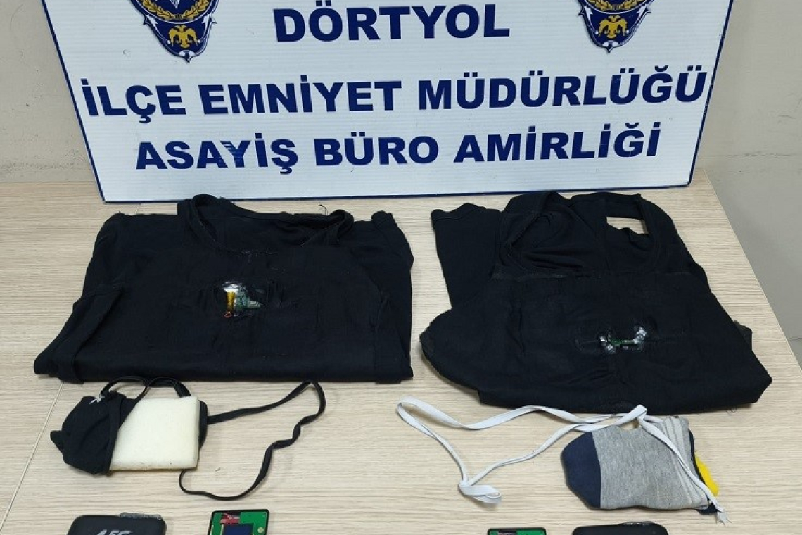 Sınava Kopya Düzeneği İle Giren İki Kardeş Yakalandı