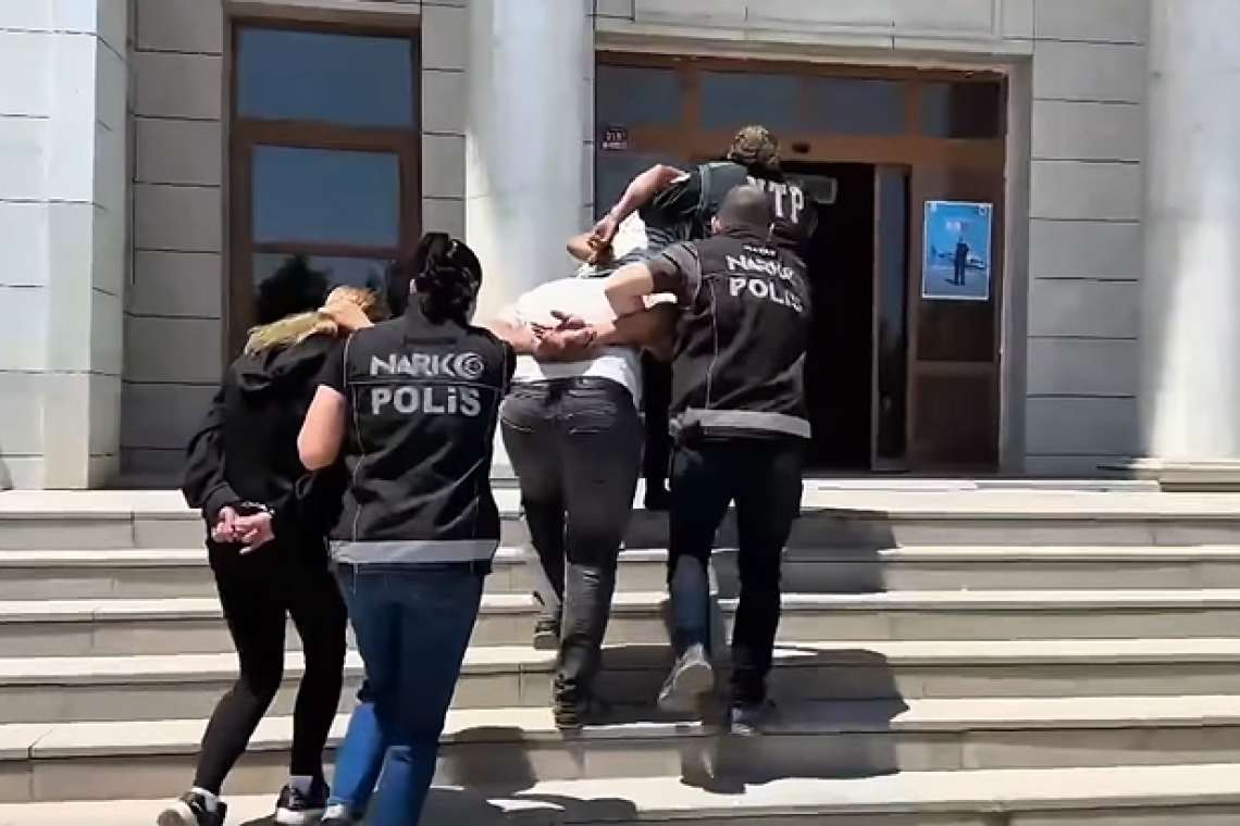 Kırıkhan'da Uyuşturucu Sanığı üç Kişi Tutuklandı