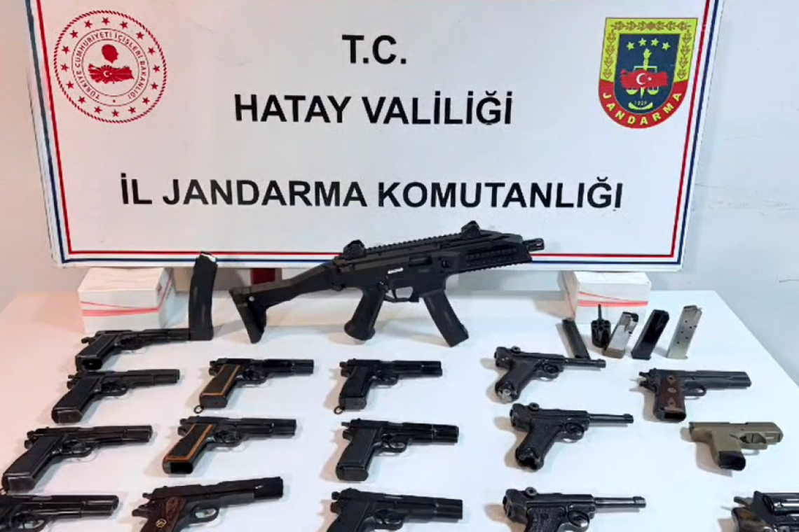 Sınırdan Geçirilen Silahlara Jandarma Engeli