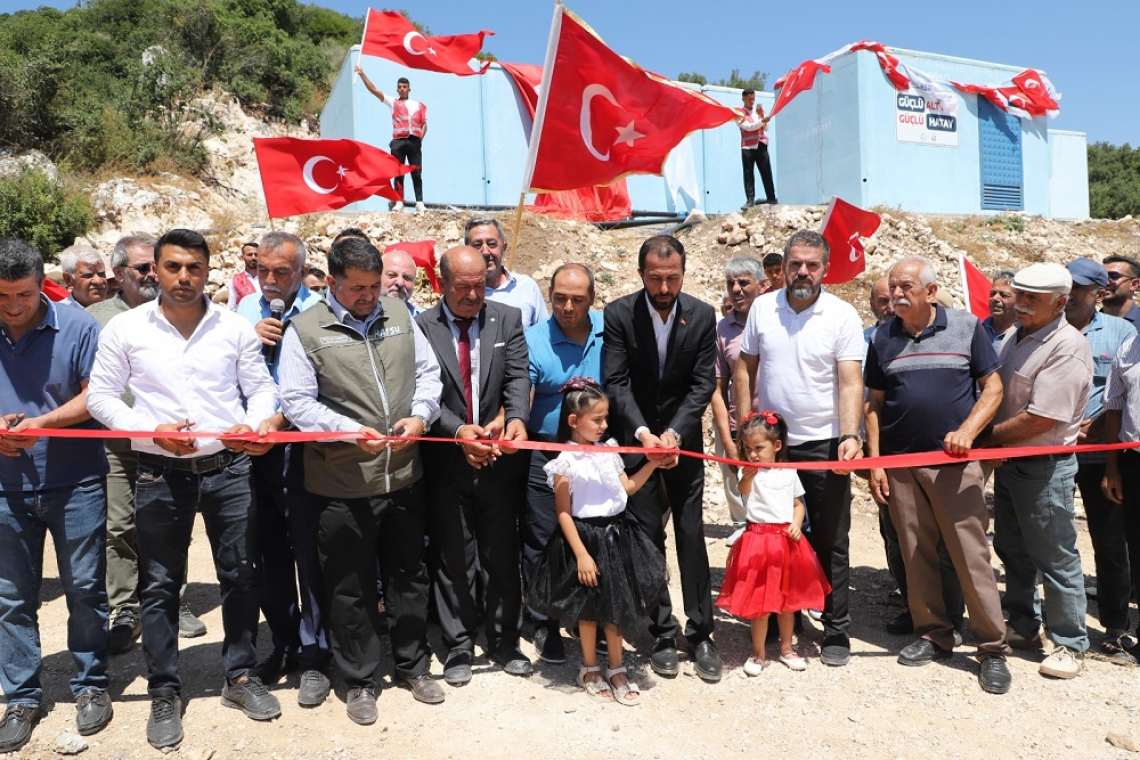 YAYLADAĞI’NDA TÜRK BAYRAKLARI İLE İÇME SUYU SEVİNCİ