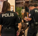 POLİS, 90 DAKİKADA 784 KİŞİYİ KONTROL ETTİ