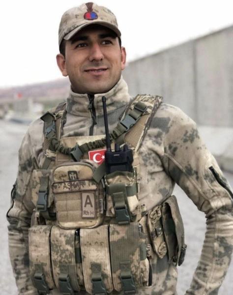 aşkar6177932213365_n.jpg