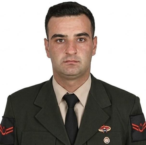 yalzın352968657771_n.jpg